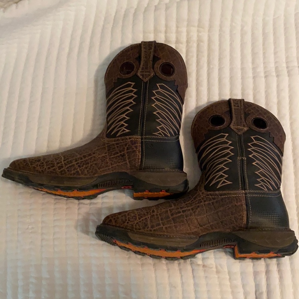 Men’s steel toe boots